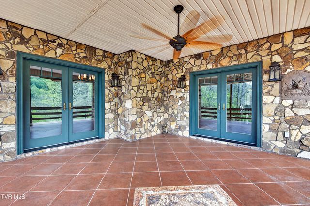 24327 North Fork River Road, Abingdon, VA 24210