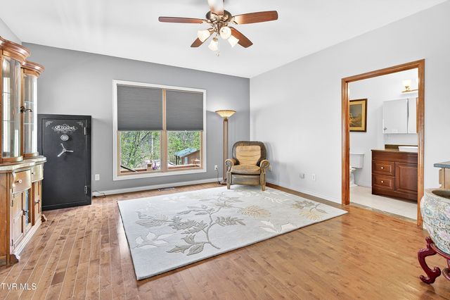 24327 North Fork River Road, Abingdon, VA 24210