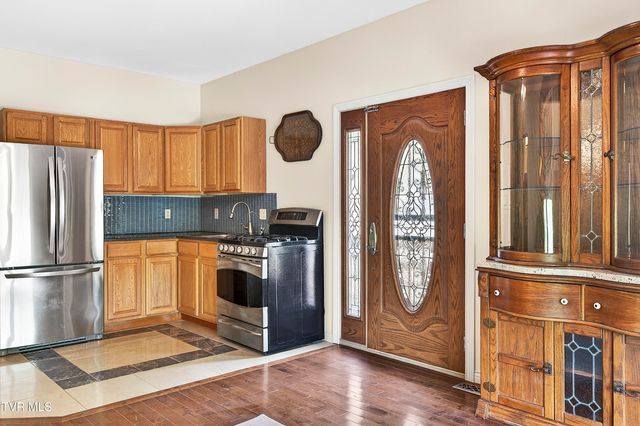 24327 North Fork River Road, Abingdon, VA 24210