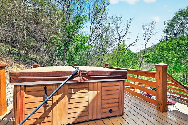 24327 North Fork River Road, Abingdon, VA 24210