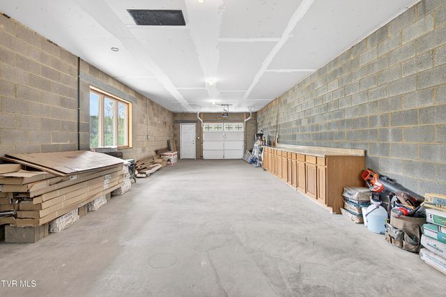 24327 North Fork River Road, Abingdon, VA 24210