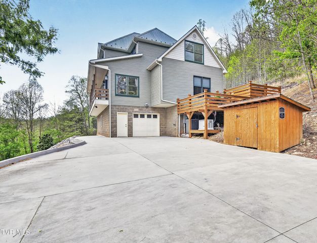 24327 North Fork River Road, Abingdon, VA 24210