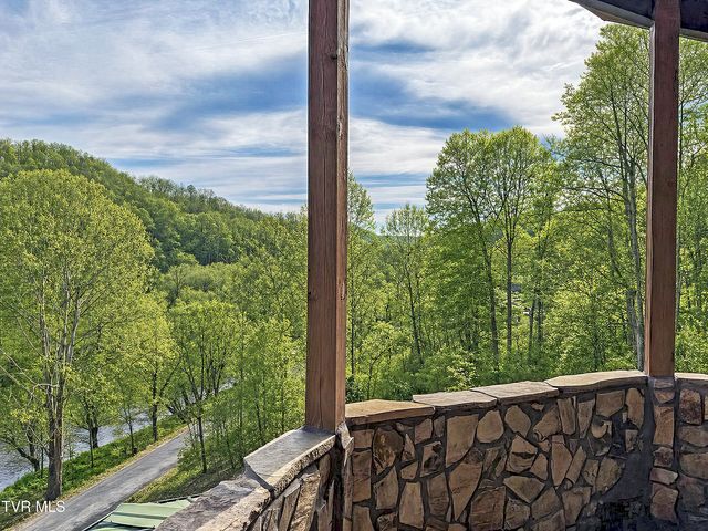 24327 North Fork River Road, Abingdon, VA 24210