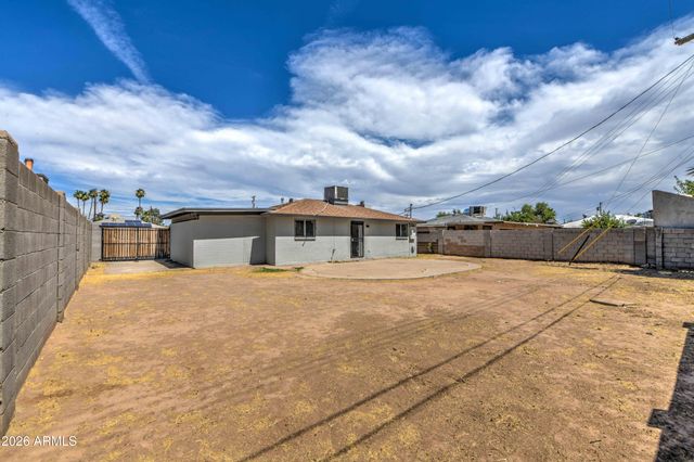 3530 N 63RD Drive, Phoenix, AZ 85033