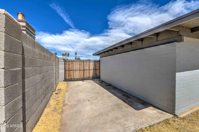 3530 N 63RD Drive, Phoenix, AZ 85033