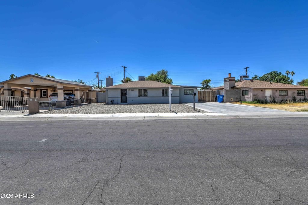 3530 N 63RD Drive, Phoenix, AZ 85033