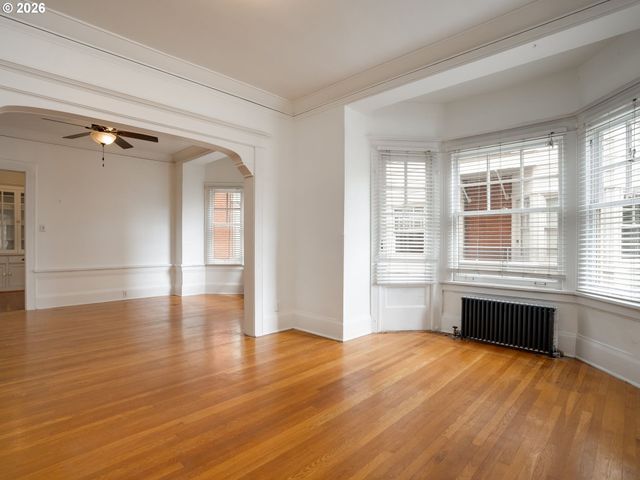 2083 Nw JOHNSON St 41, Portland, OR 97209