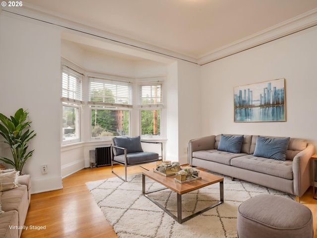 2083 Nw JOHNSON St 41, Portland, OR 97209