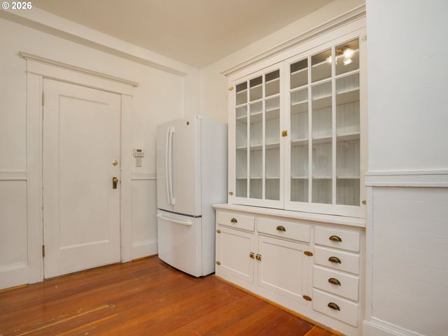 2083 Nw JOHNSON St 41, Portland, OR 97209