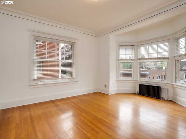 2083 Nw JOHNSON St 41, Portland, OR 97209