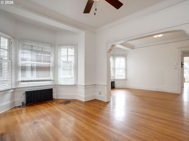 2083 Nw JOHNSON St 41, Portland, OR 97209