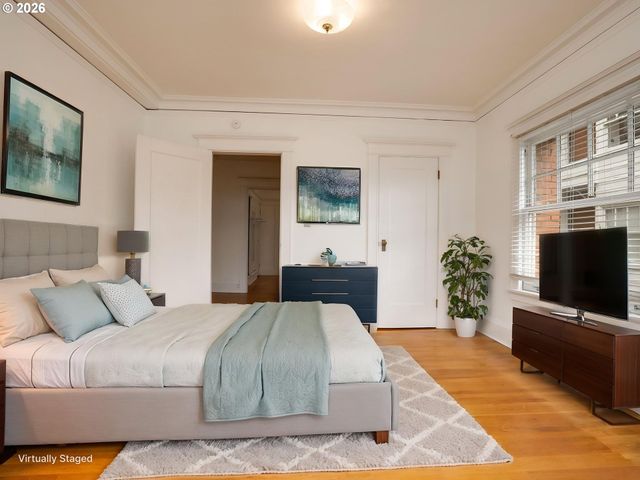 2083 Nw JOHNSON St 41, Portland, OR 97209