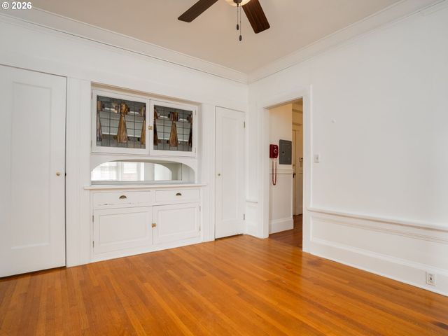 2083 Nw JOHNSON St 41, Portland, OR 97209