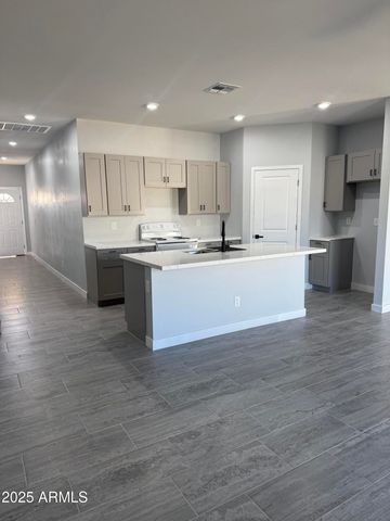 9146 W SWANSEA Drive, Arizona City, AZ 85123