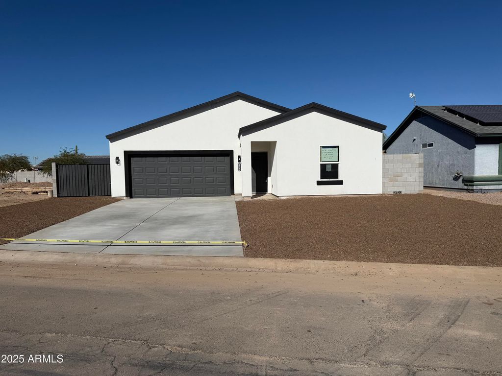 9146 W SWANSEA Drive, Arizona City, AZ 85123