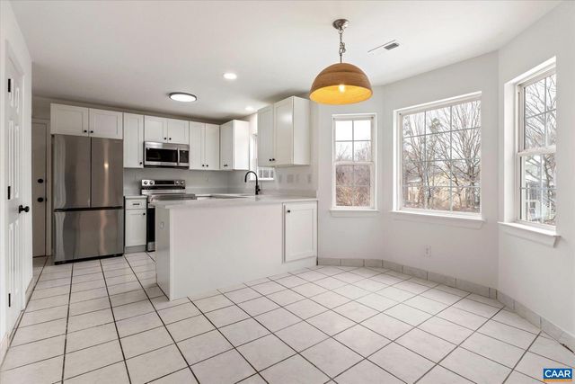 1600 OLD BROOK RD, Charlottesville, VA 22901