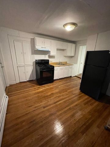 369 Prospect St 2, Cambridge, MA 02139