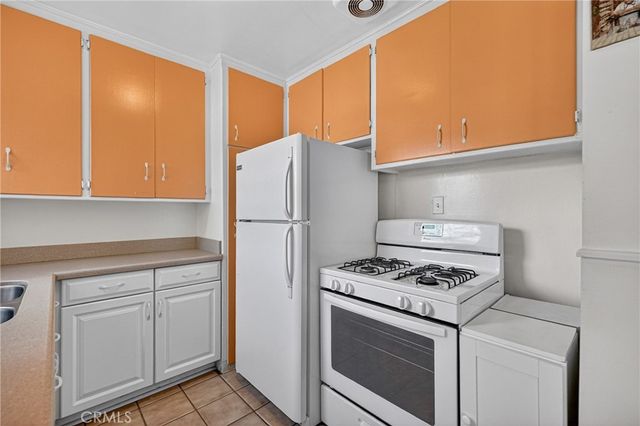 629 W Leeside Street, Glendora, CA 91741