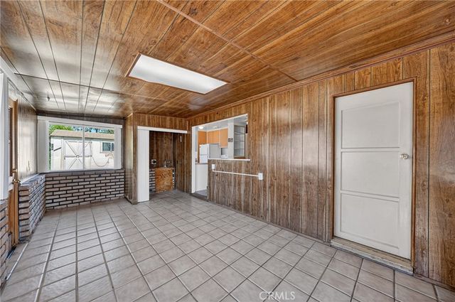 629 W Leeside Street, Glendora, CA 91741