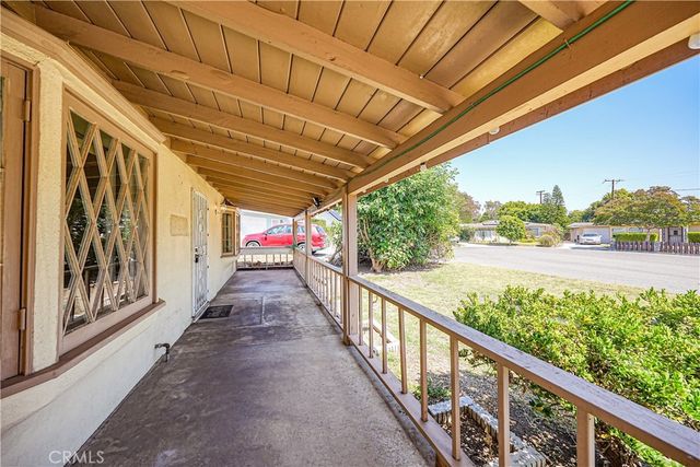 629 W Leeside Street, Glendora, CA 91741