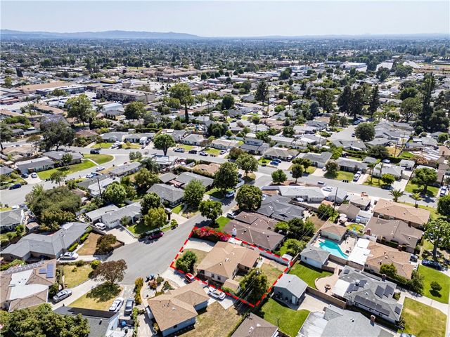 629 W Leeside Street, Glendora, CA 91741