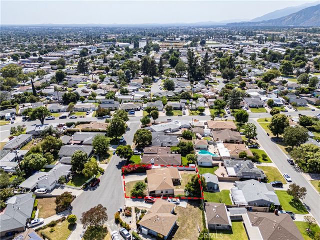 629 W Leeside Street, Glendora, CA 91741