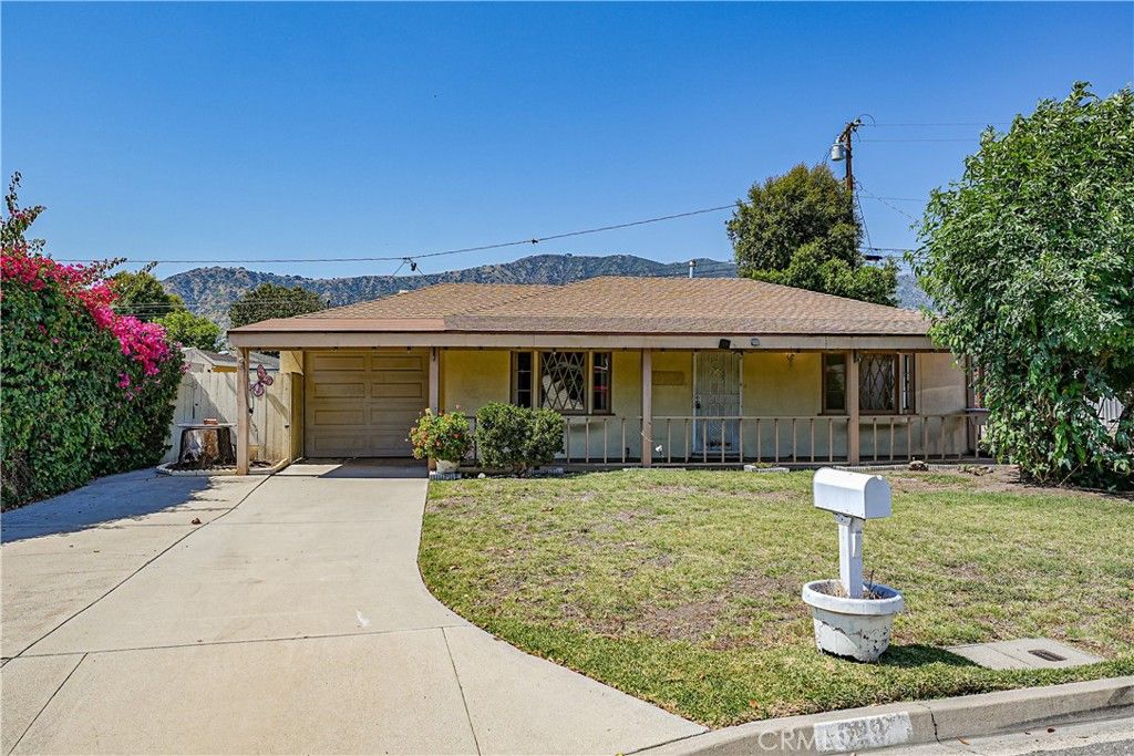 629 W Leeside Street, Glendora, CA 91741