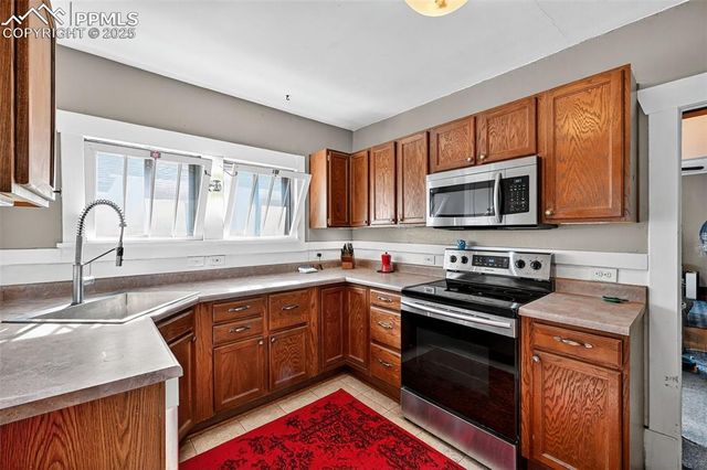 1220 E Platte Avenue, Colorado Springs, CO 80909