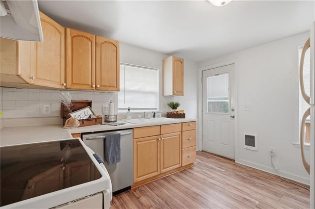 404 Salem Road, Excelsior Springs, MO 64024