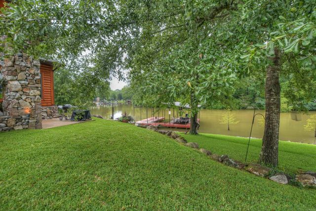 168 Golden Oak Place, Hot Springs, AR 71913