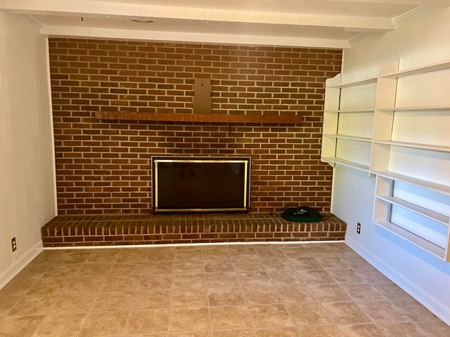 204 Gervais Street, Walterboro, SC 29488