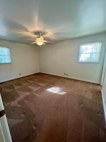 204 Gervais Street, Walterboro, SC 29488