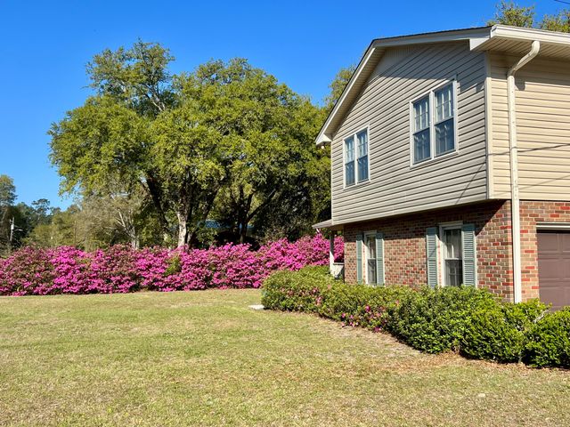 204 Gervais Street, Walterboro, SC 29488