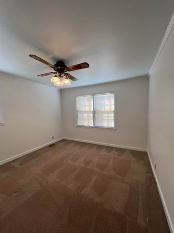 204 Gervais Street, Walterboro, SC 29488