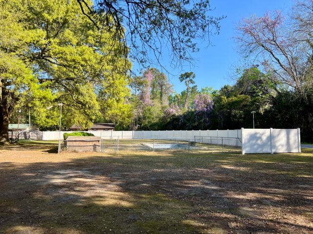 204 Gervais Street, Walterboro, SC 29488