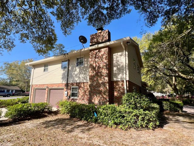 204 Gervais Street, Walterboro, SC 29488