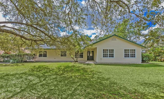 16244 E Downers Drive, Loxahatchee, FL 33470