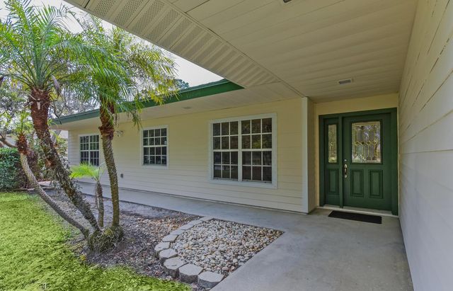 16244 E Downers Drive, Loxahatchee, FL 33470