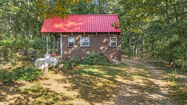 7644 County Road 8280, West Plains, MO 65775