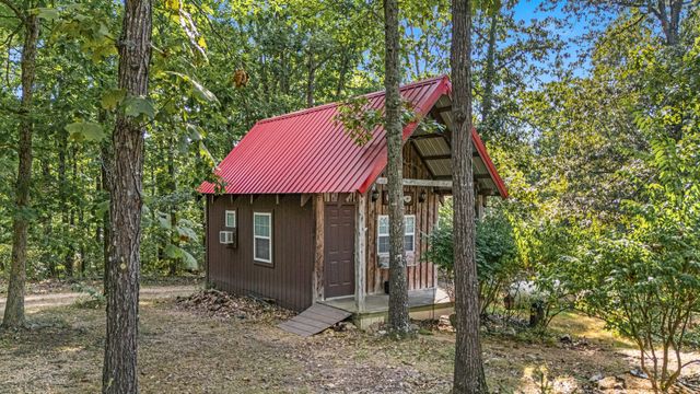 7644 County Road 8280, West Plains, MO 65775