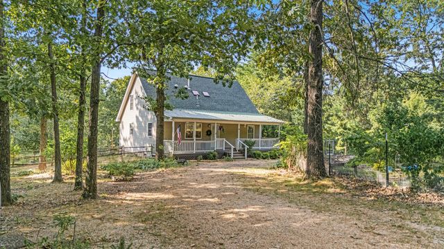 7644 County Road 8280, West Plains, MO 65775