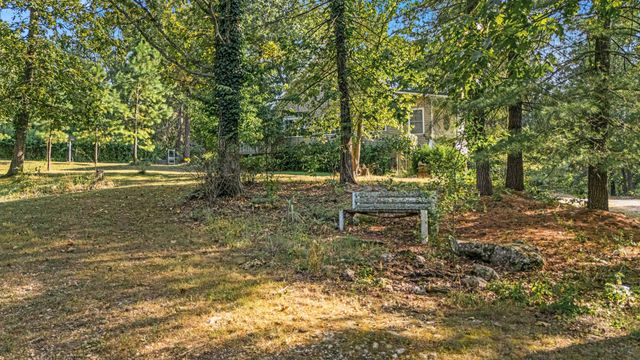 7644 County Road 8280, West Plains, MO 65775