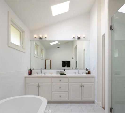 2056 Port Weybridge Place, Newport Beach, CA 92660