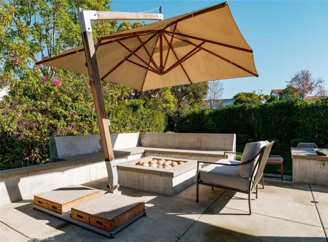 2056 Port Weybridge Place, Newport Beach, CA 92660