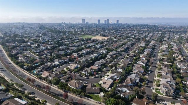 2056 Port Weybridge Place, Newport Beach, CA 92660