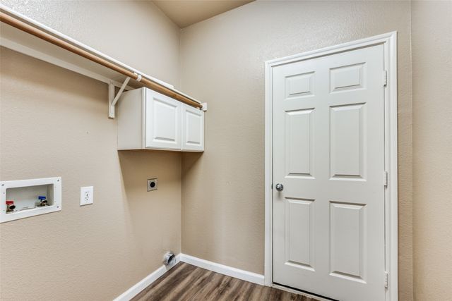 468 Darlington Trail, Fort Worth, TX 76131