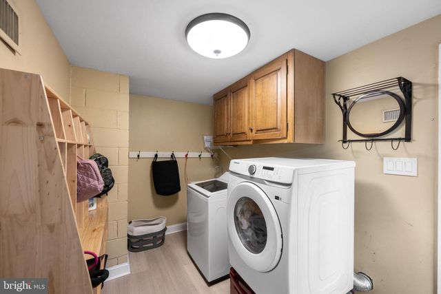 2 GUNNING LN, Gladwyne, PA 19035