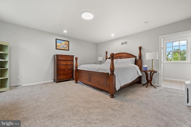 2 GUNNING LN, Gladwyne, PA 19035