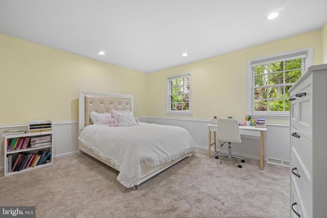 2 GUNNING LN, Gladwyne, PA 19035