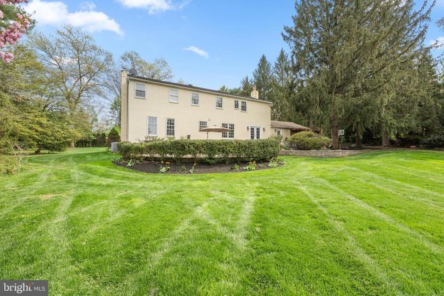 2 GUNNING LN, Gladwyne, PA 19035
